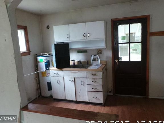4th image of 689 Duvall Hwy