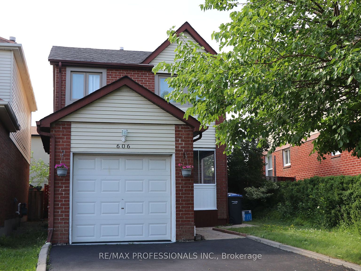 606 Galloway Cres, Mississauga, ON L5C 3X1 Zillow