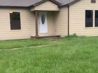 408 W 11th St, Mount Pleasant, TX 75455
