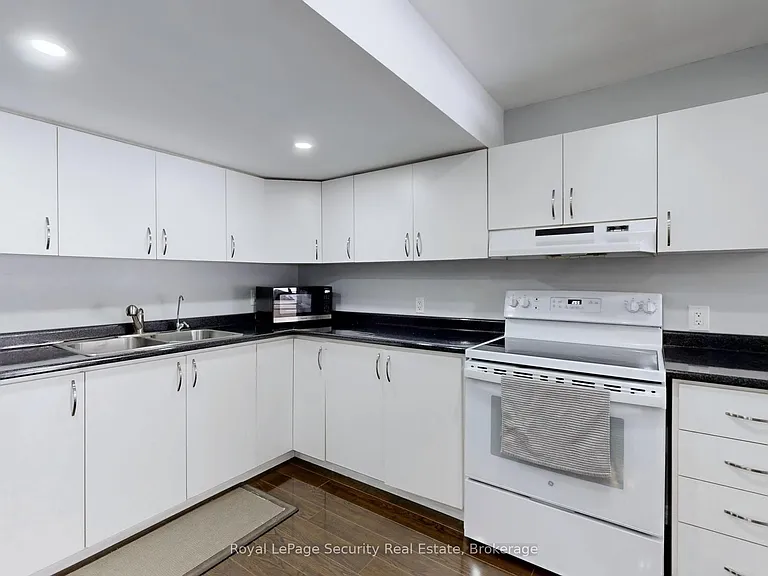 39 Vivian Creek Rd — Photo 6