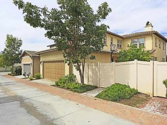 Back alley where you have the garage entrance and the yard entrance.