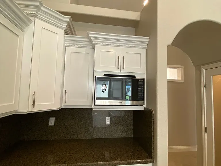 3611 Oakleaf Ave — Photo 39