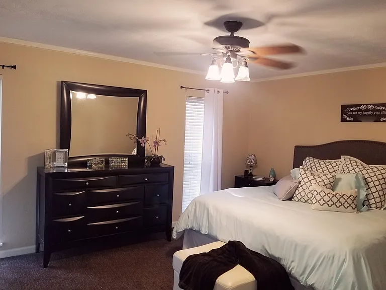 1405 Wind Cave Cir — Photo 12