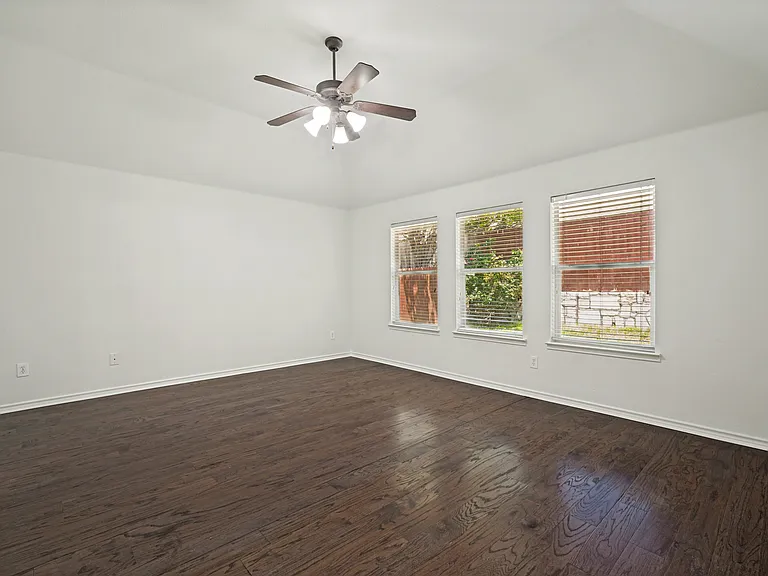 7816 Riverwalk Trl — Photo 19