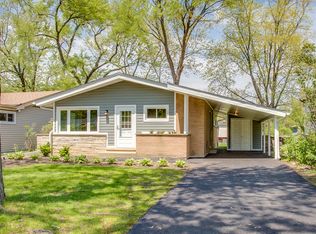 306 Forestway Dr, Northbrook, IL