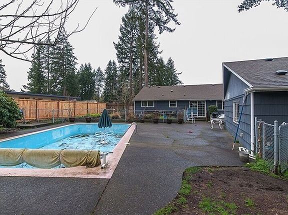 4th image of 11603 Woodbine Ln SW