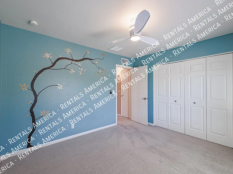 1360 W Esplanade St — Photo 15