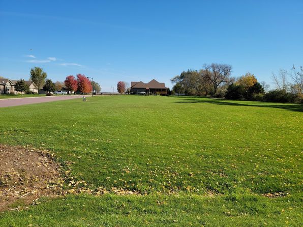 Appel St, Springfield, MN 56087