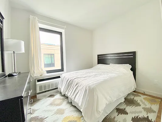 Rented by Zjama Realty Corp | media 7