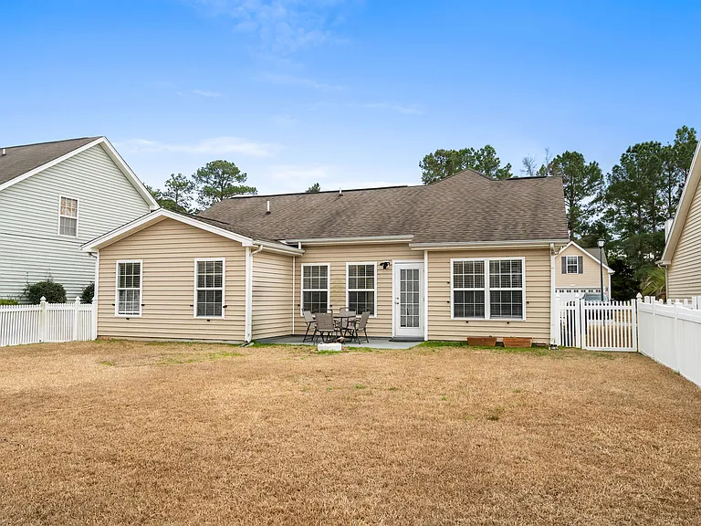 325 Vesta Dr — Photo 29