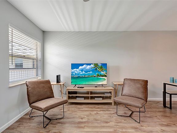 5th image of 4 Vista Gardens Trl APT 204