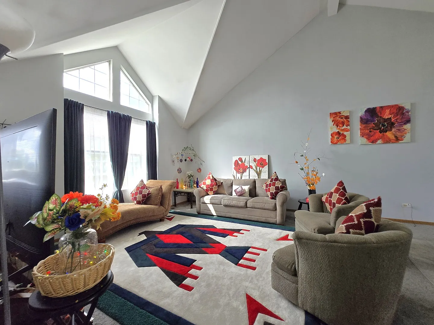 3 bed, 3123 sqft, $3,150 — Photo 3