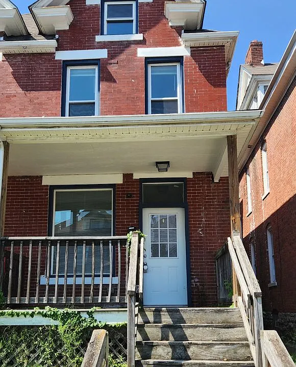 285 S Champion Ave