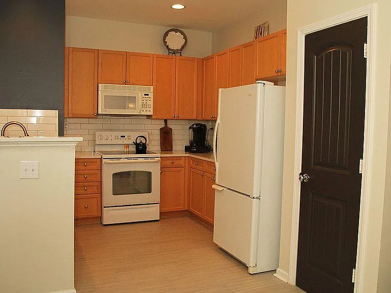 Building Photo - 14010 Castle Abbey Ln