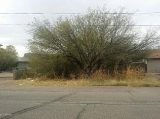 E Apache Dr, Douglas, AZ 85607