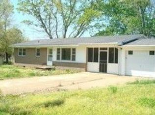 703 Hurricane Creek Rd, Waynesboro, TN 38485