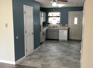 137 Muzzy St, Chicopee, MA 01020