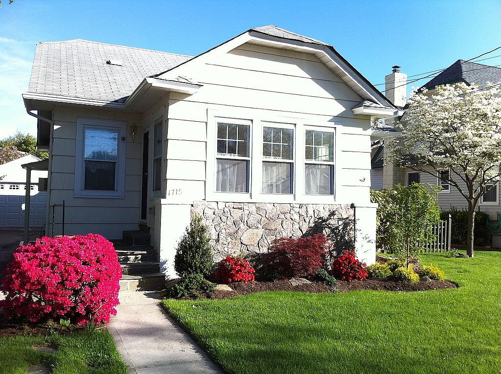 1715 Kirkwood Ave, Merrick, NY 11566 Zillow