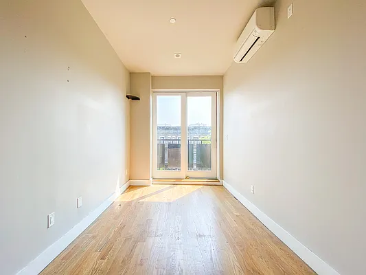 Rented by Mazel Realty USA Corp | media 27