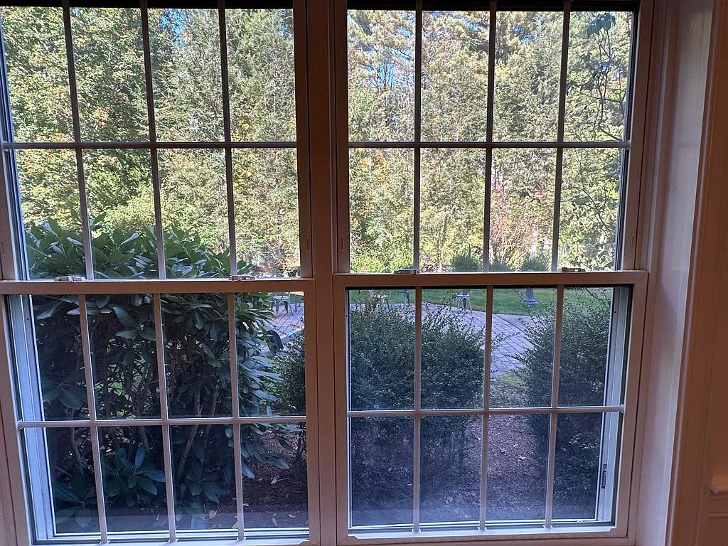 2 bed, 2.5 bath, 2140 sqft, $3,900 — Photo 3