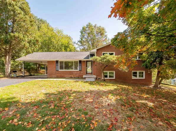 120 McConnell Ave, Radford, VA 24141