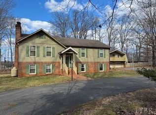 2459 Country Club Rd, Appomattox, VA 24522