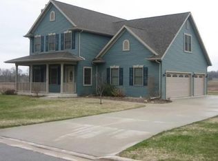 313 Moraine Dr, Elkhart Lake, WI 53020