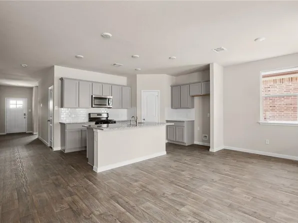 150 Jayden Dr, Kyle, TX 78640