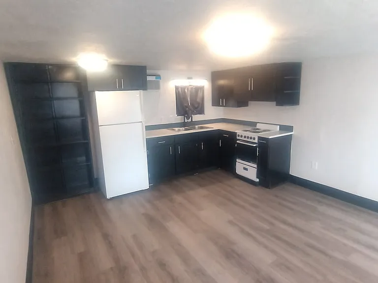 1021 E Kuna Rd — Photo 3