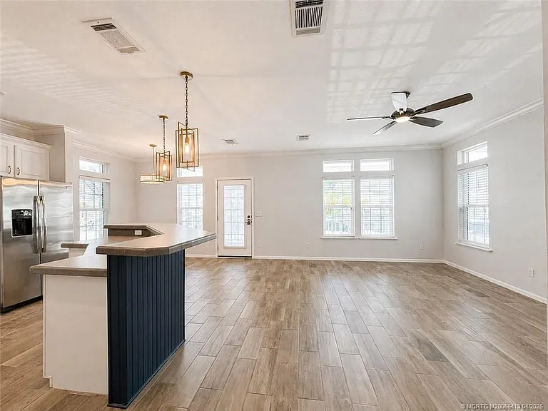 35 NE Nautical Dr — Photo 20