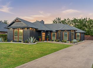 611 Azalea Dr, Forney, TX 75126