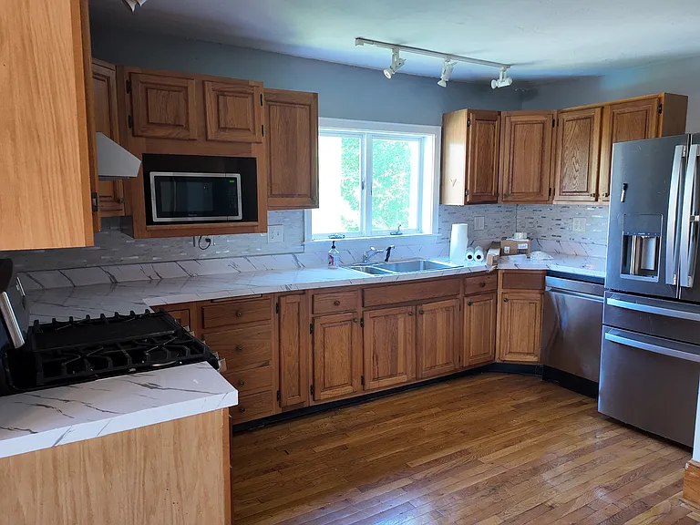 551 Townsend Ave #3 — Photo 3