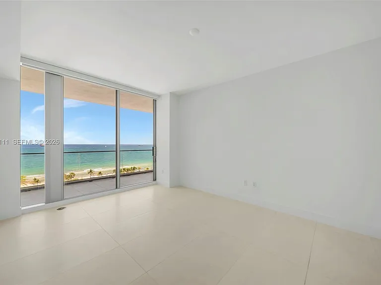 153 N Seabreeze Blvd #801 — Photo 23