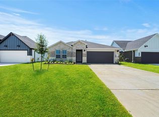 9722 Wall St, Texas City, TX 77591