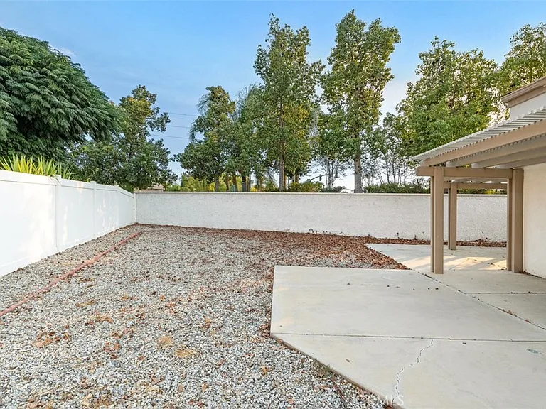 28243 Valombrosa Dr — Photo 15