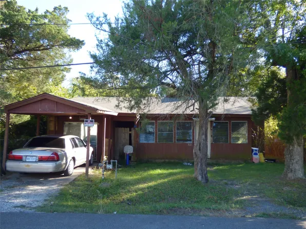 711 Rein Ave, Orange, TX 77630