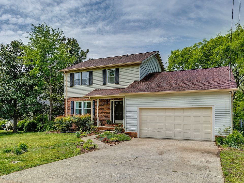 1st image of 882 Beech Bend Dr