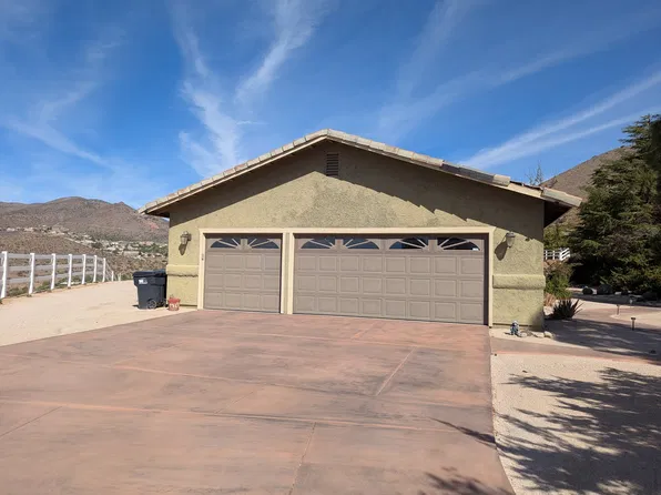 33729 White Feather Rd, Acton, CA 93510