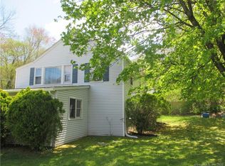 205 Toll Gate Rd, Groton, CT 06340
