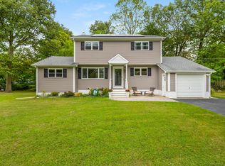 36 Styles Ln, Norwalk, CT 06850