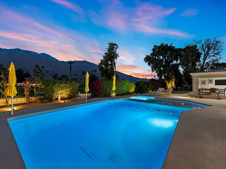 2367 Yosemite Dr — Photo 6