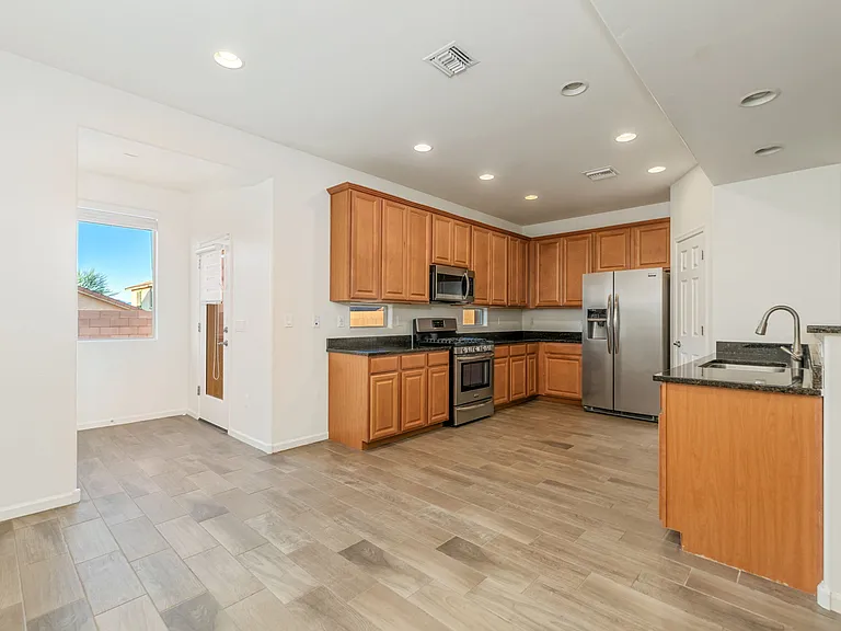 11415 E Glowing Sunset Dr — Photo 11
