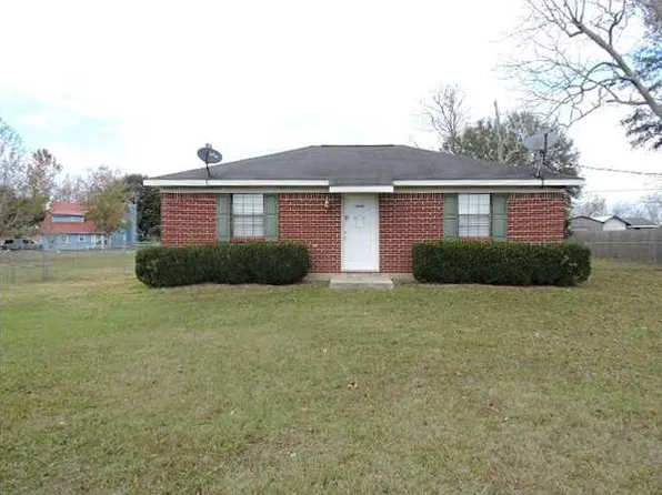 12772 Hugh Fort Rd, Grand Bay, AL 36541