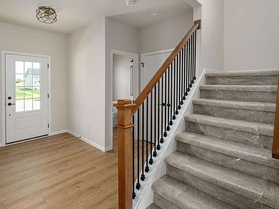 2nd image of 5912 Dragonfly Way