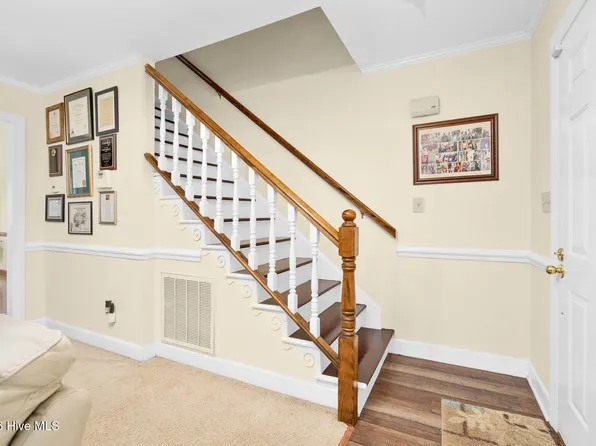 128 S Applewood Court, Rocky Mount, NC 27803