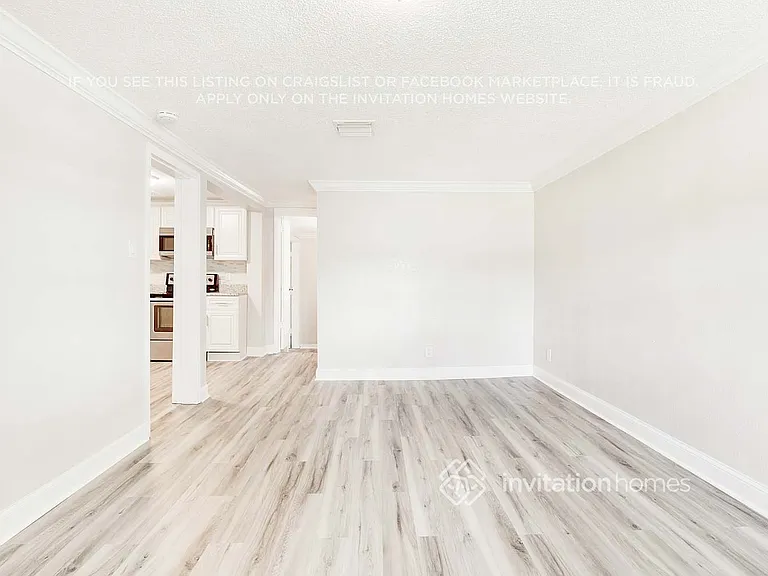 4541 America St — Photo 8