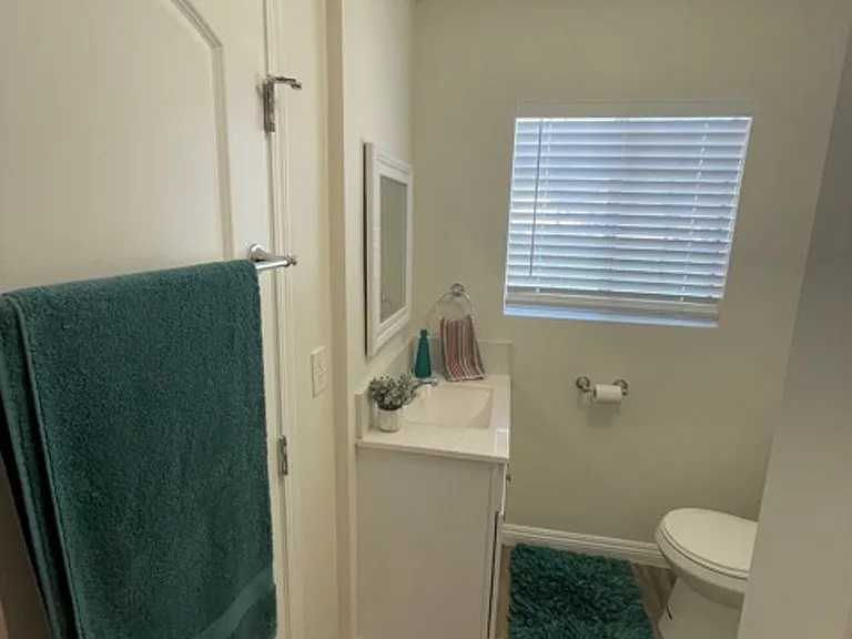 1414 S Campbell Ave — Photo 8