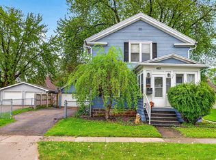 405 E Columbian Ave, Neenah, WI 54956