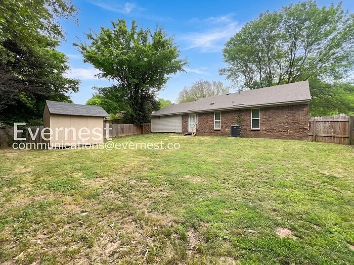 6445 Collinwood Rd — Photo 18