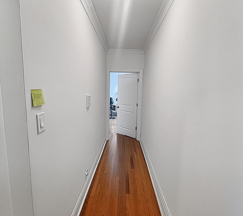 1st image of 2722 W Farragut Ave APT S3